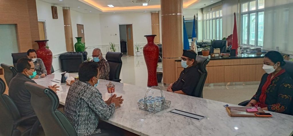 Kolaborasi dengan Universitas Sultan Ageng Tirtayasa