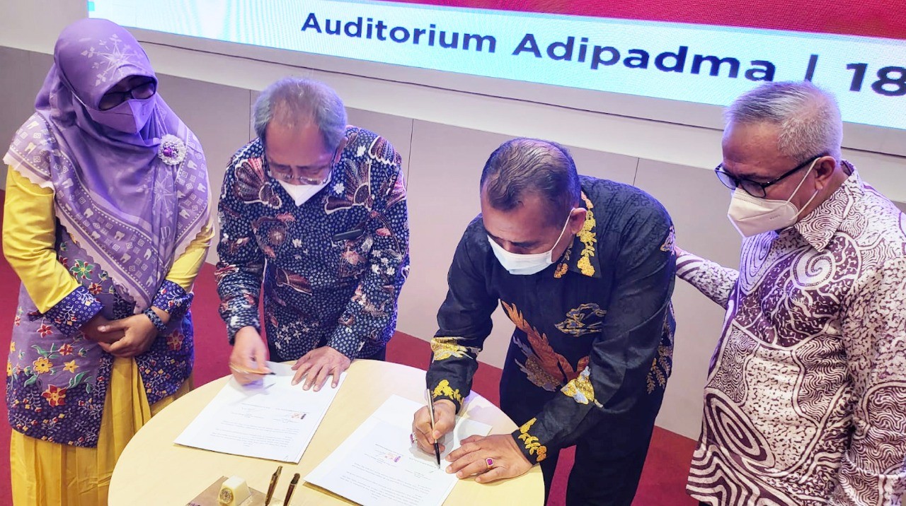 Universitas Moestopo dan Institut Ilmu Kesehatan Bhakti Wiyata Jalin Kerja Sama