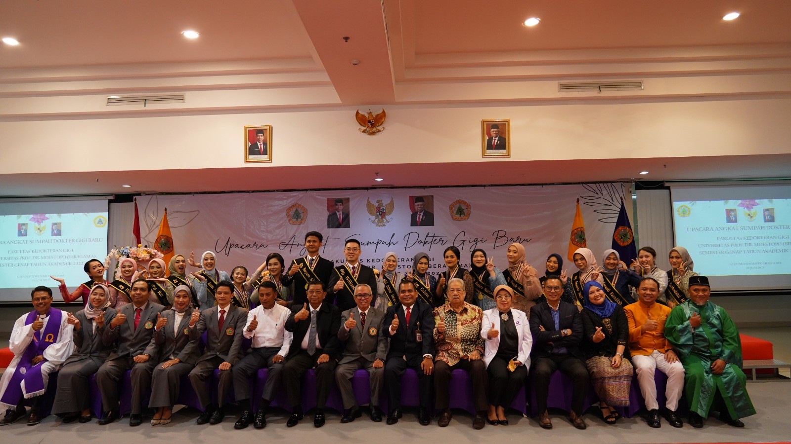 FKG Universitas Moestopo Angkat Sumpah 19 Dokter Gigi Baru