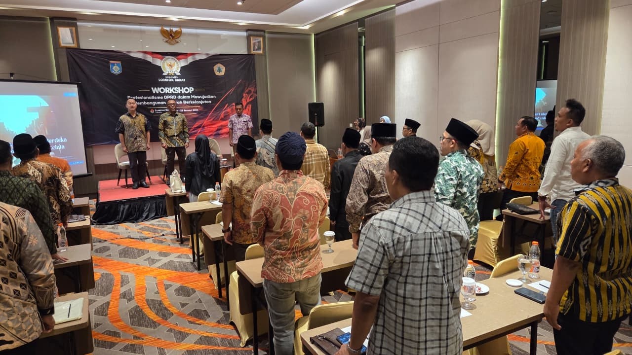 Universitas Moestopo Berkolaborasi dengan Pemda Lombok Barat Gelar Workshop Profesionalisme DPRD